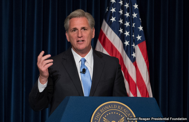 Kevin McCarthy : Une destitution historique au Congrès américain